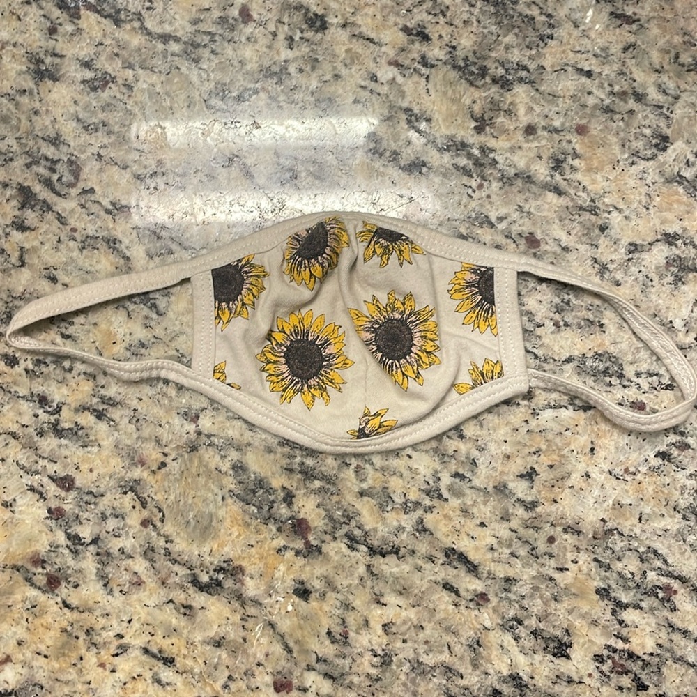 Altar’d State Sunflower Face Mask
